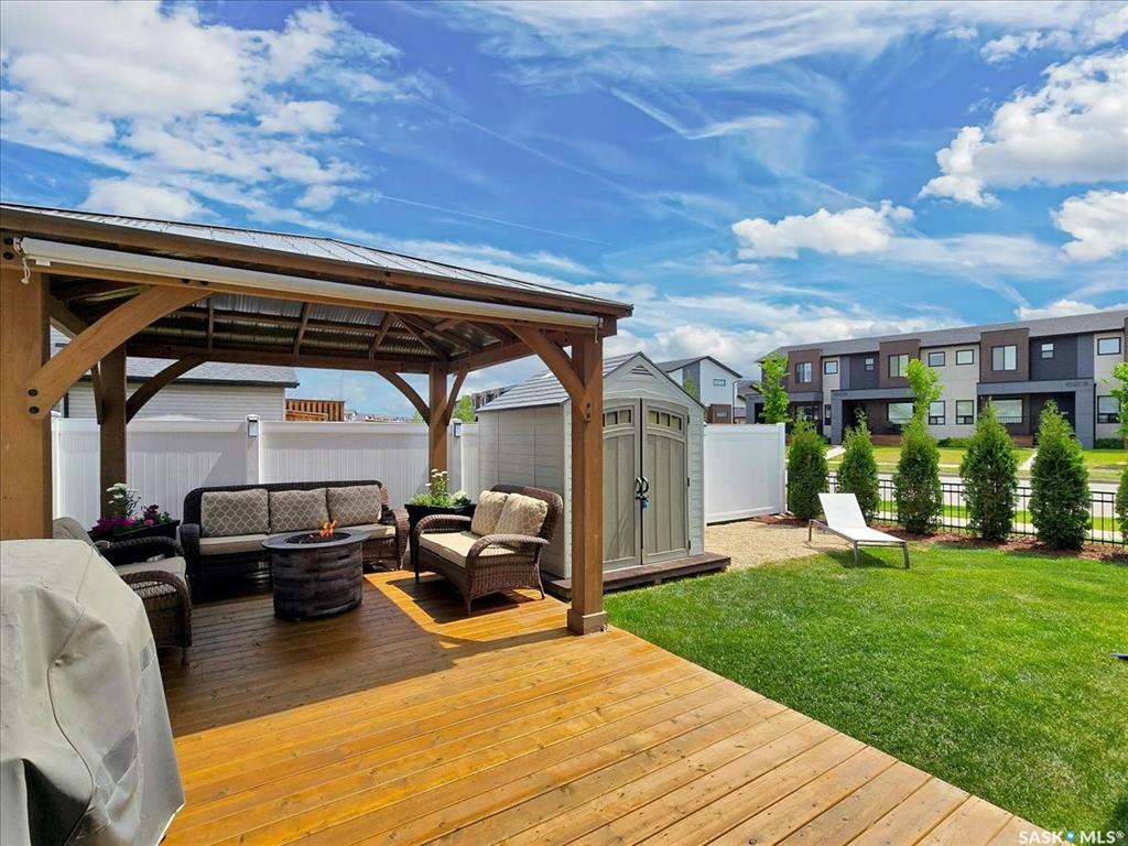 Property Photo: 525 Mahabir Lane 12 SK S7W 1G1