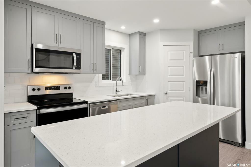 Property Photo: 194 Kostiuk Crescent SK S7W 0L8