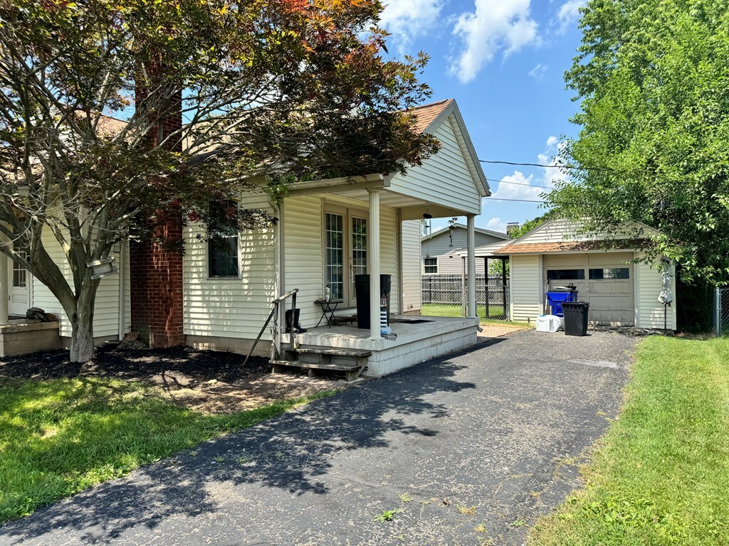 Property Photo: 209 Logan View Drive OH 45601