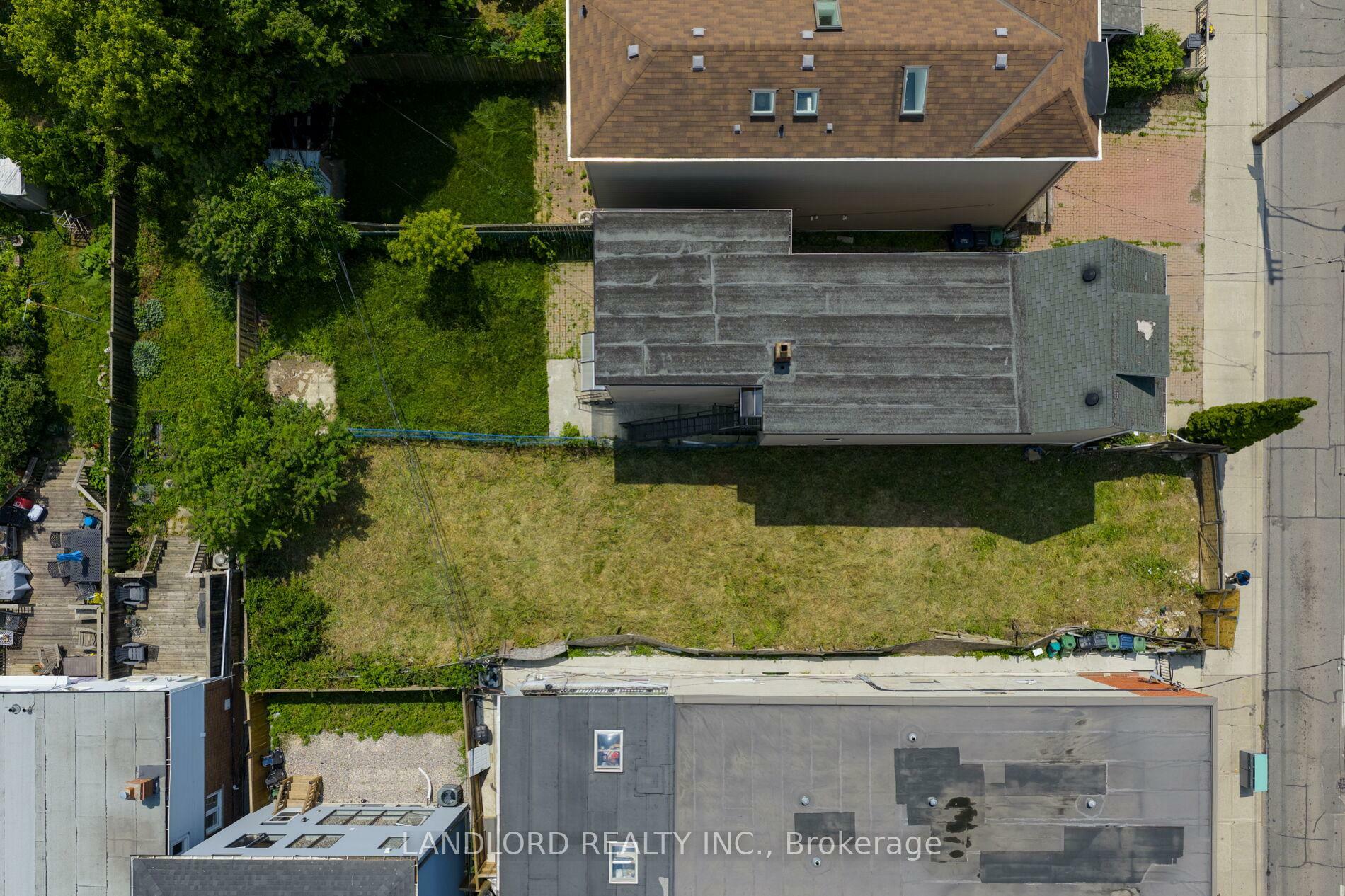 69 Coxwell Avenue  Toronto ON M4L 3B1 photo