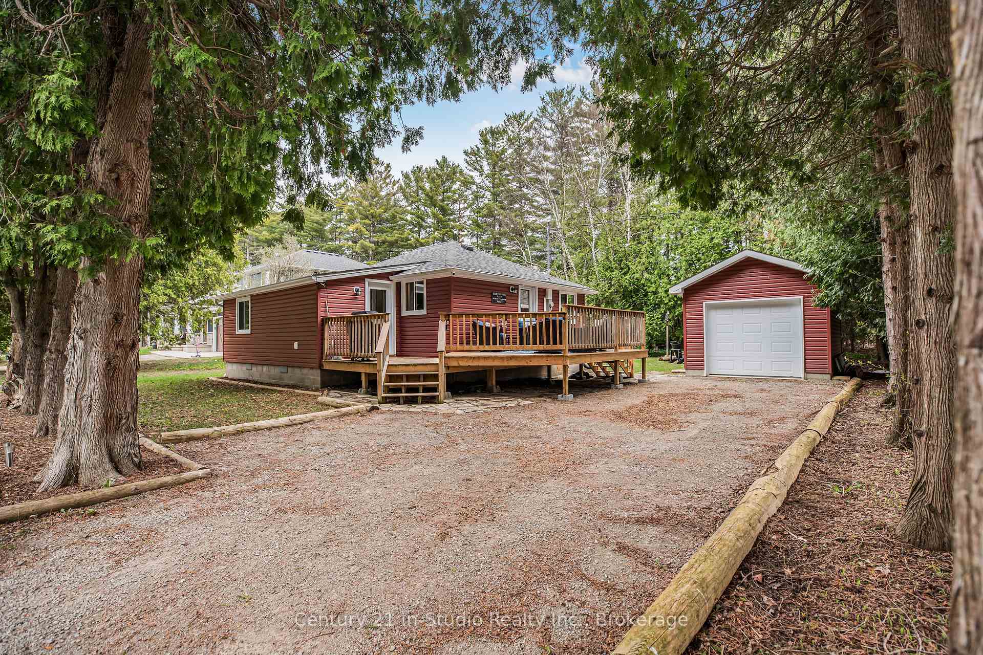 Photo de la propriété: 17 Cammidge Crescent ON N0H 2G0