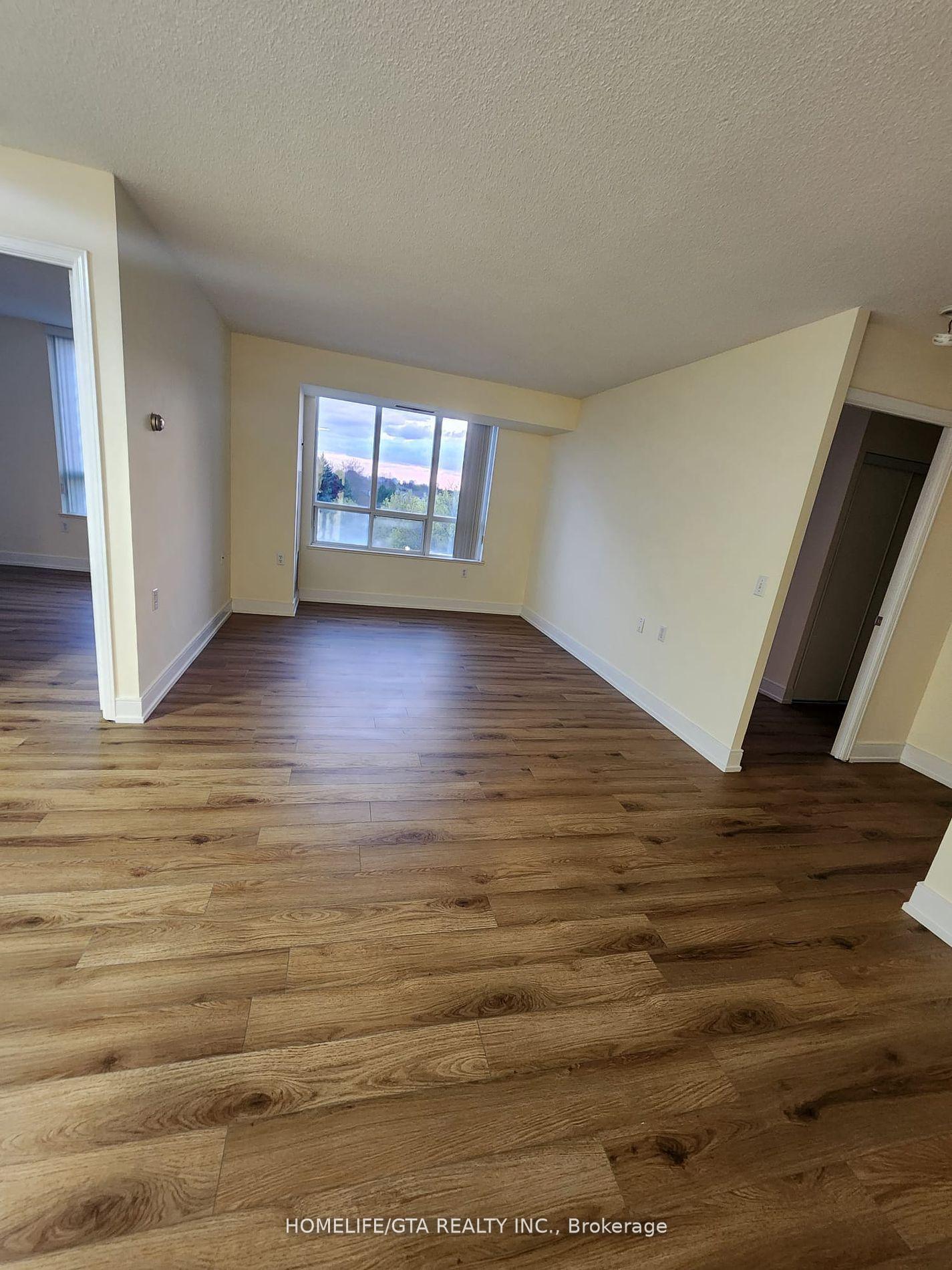 Property Photo: 2628 McCowan Road 716 ON M1S 5J8