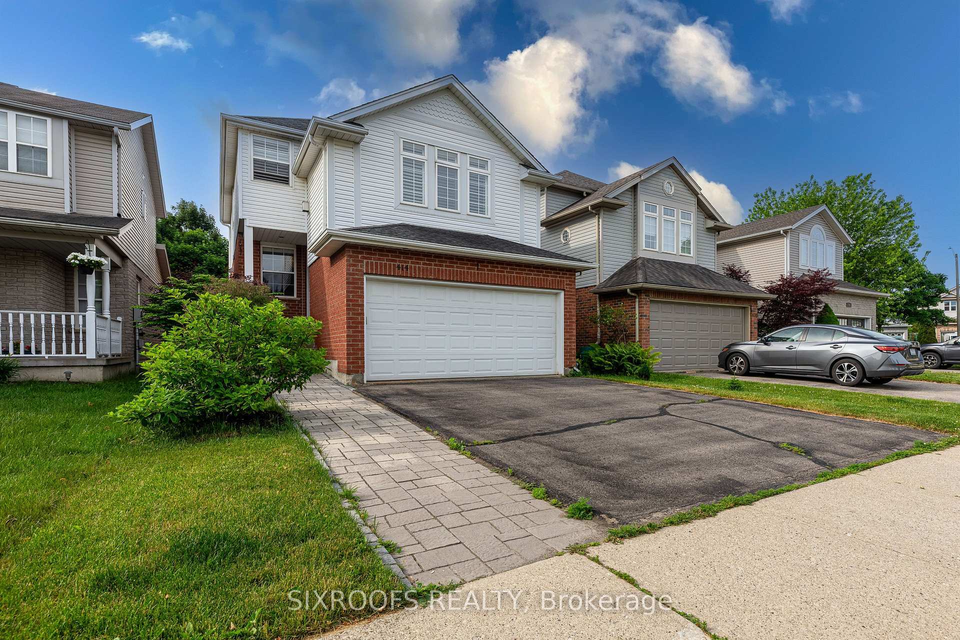 Property Photo: 414 Havendale Crescent ON N2T 2T3