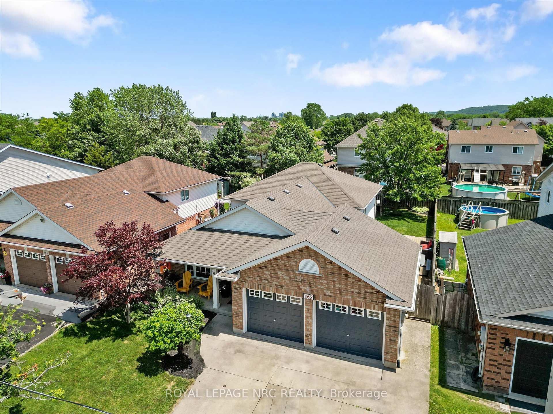 Property Photo: 162 Vansickle Road ON L2S 3W5