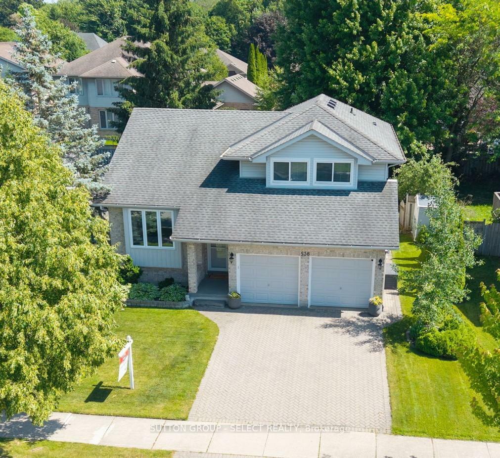 Property Photo: 538 Ambleside Drive ON N6G 4Y9
