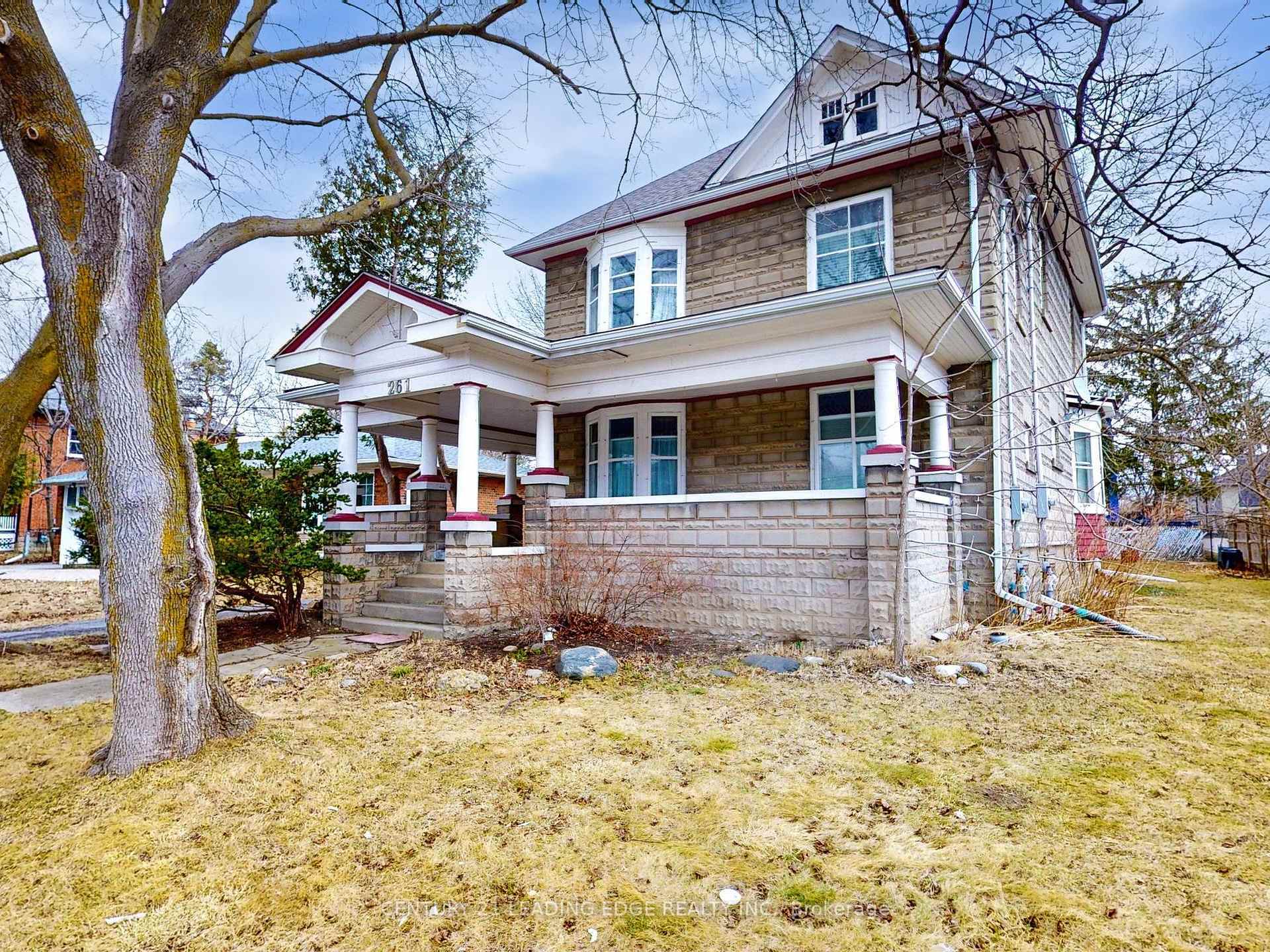 Photo de la propriété: 261 Main Street N ON L3P 1Y6