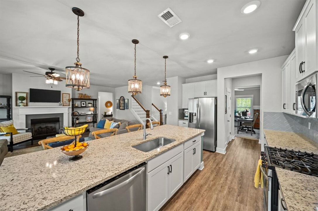 Property Photo: 404 Grantleigh Court SC 29680