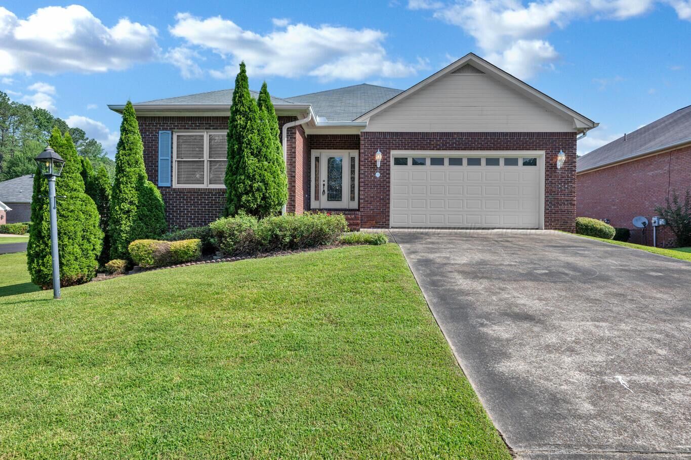 Property Photo:  413 Eagle Cir  AL 35504 