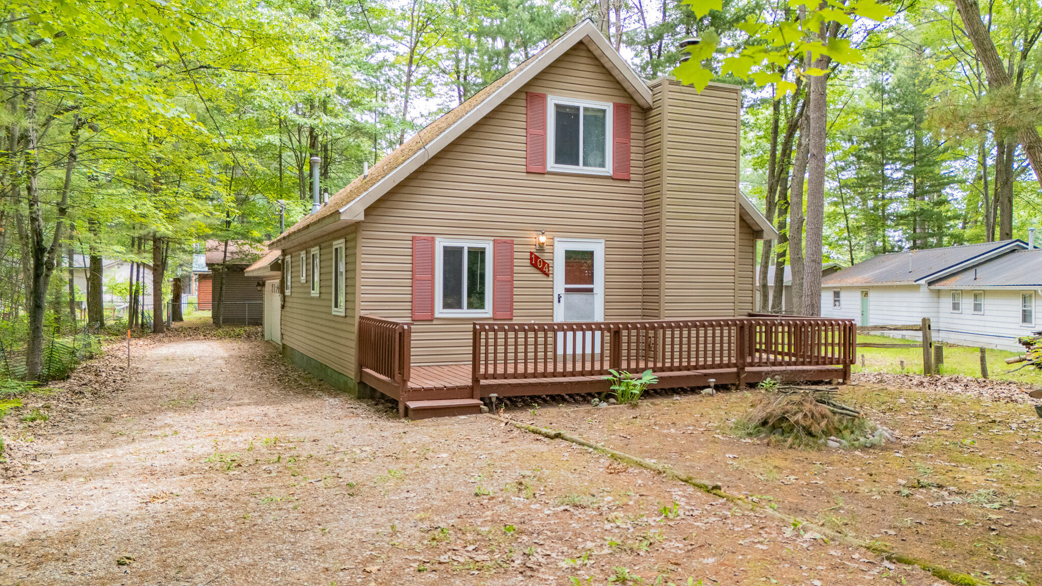 Property Photo:  104 Wyckoff Drive  MI 48629 