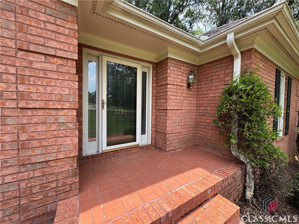Property Photo: 1250 Chaddwyck Drive GA 30606