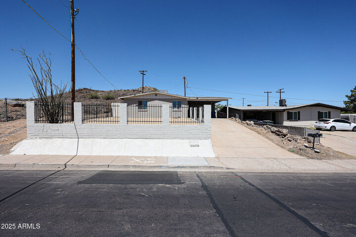 10202 N 15th Avenue N 2  Phoenix AZ 85021 photo
