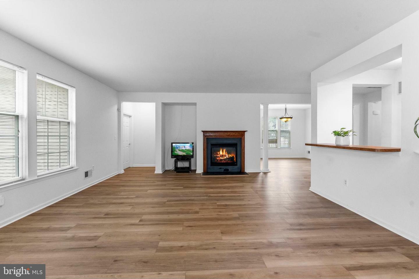 Property Photo: 4 Brakeman Court NJ 08520