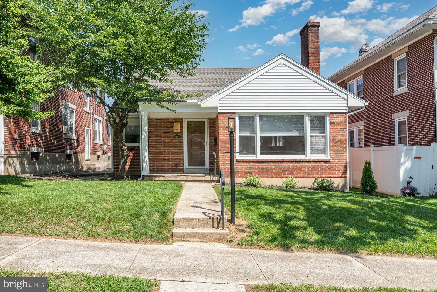 Property Photo: 69 W Areba Avenue PA 17033