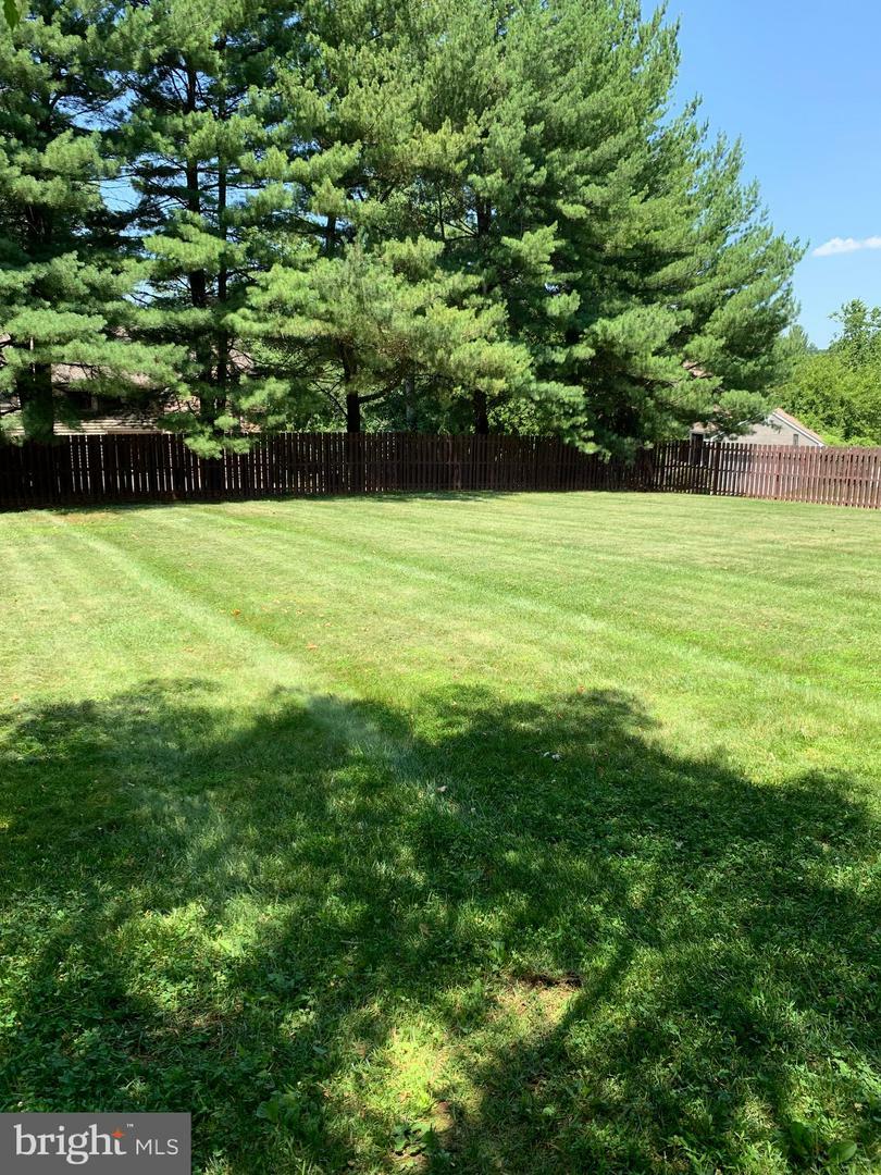 Property Photo: 70 Hargrave Lane PA 19063