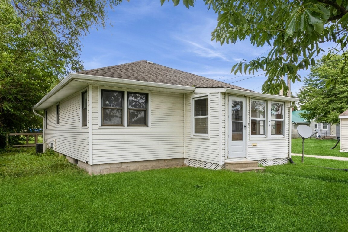 1158 Brown Avenue NE  Cedar Rapids IA 52402 photo