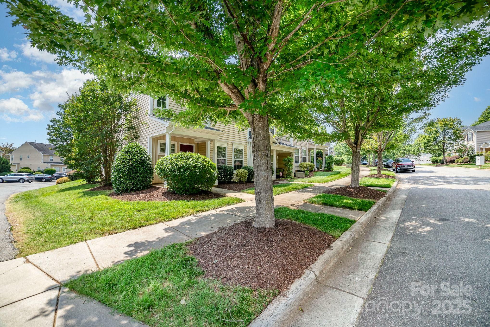 Property Photo:  17729 Trolley Crossing Way  NC 28031 