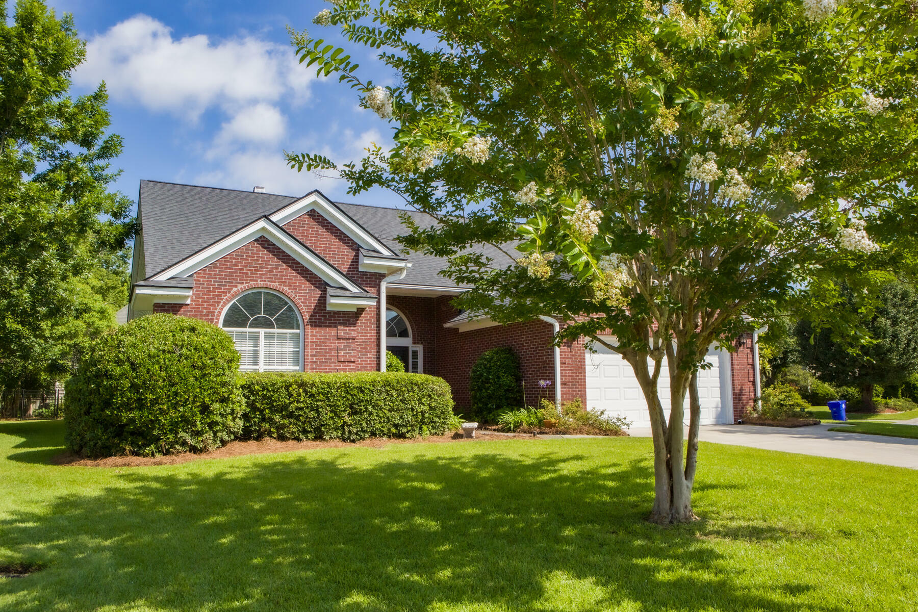 Property Photo: 5008 Northfield Court SC 29414
