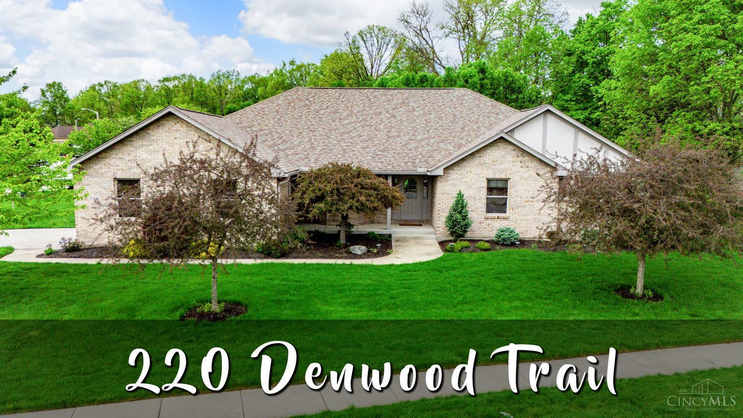 Property Photo: 220 Denwood Trail OH 45315