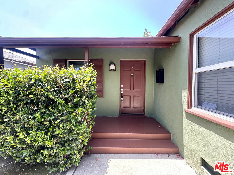 Property Photo: 5153 Overland CA 90230