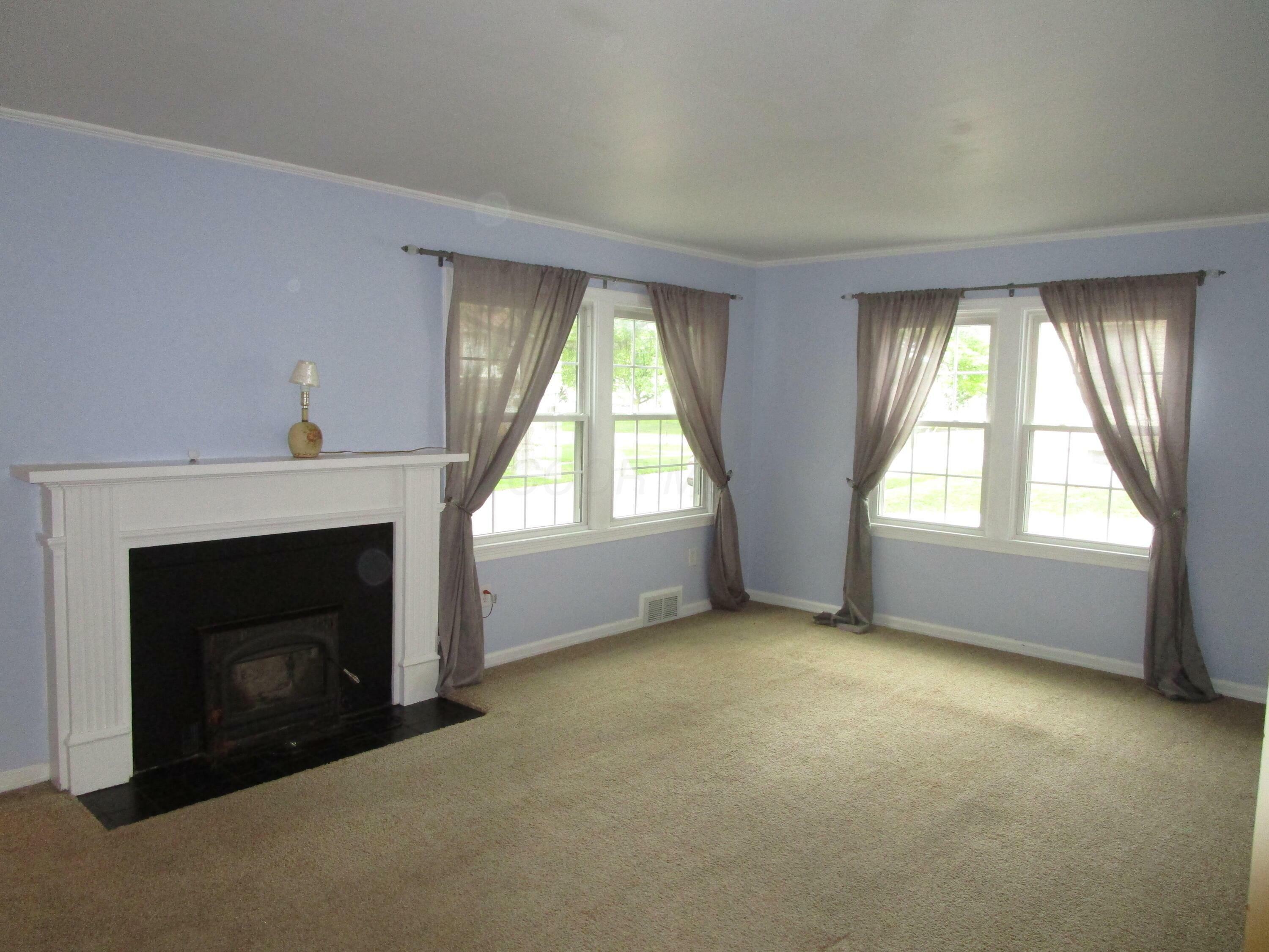 Property Photo: 112 N Cherry Street OH 43338