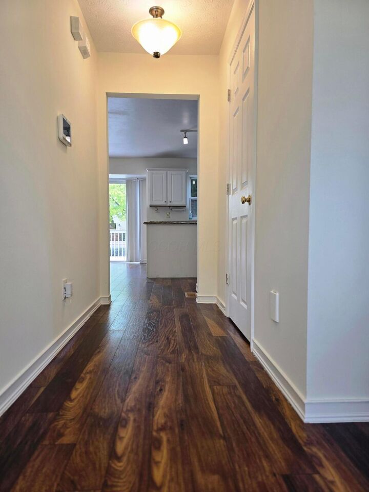 Property Photo:  2755 Rustling Oak Boulevard  OH 43026