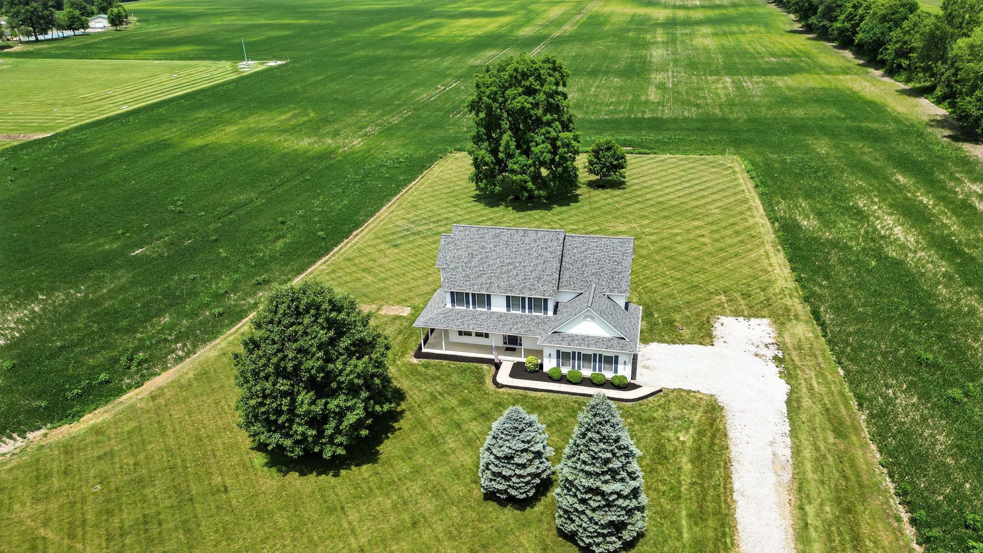 Property Photo: 2831 Curve Road OH 43015