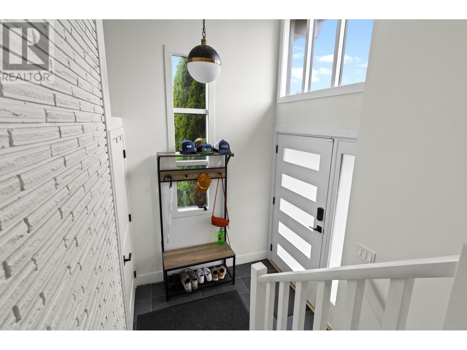 Property Photo: 1511 Lambert Avenue BC V1Y 4H4