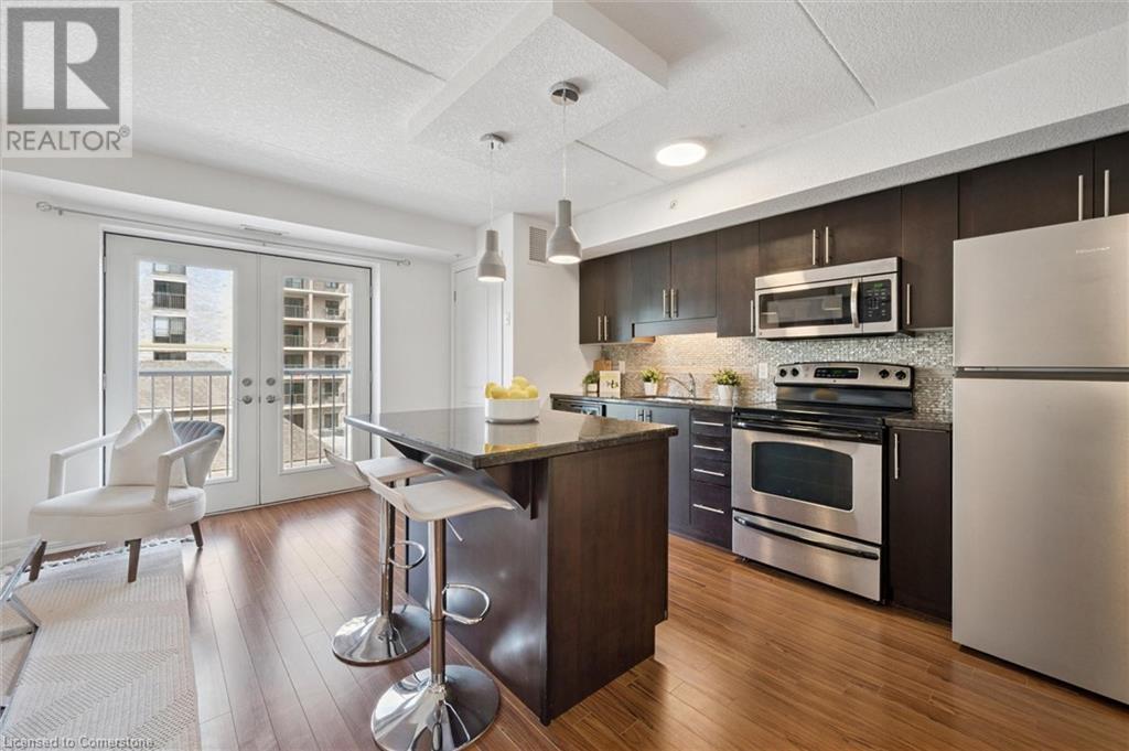 Property Photo: 776 Laurelwood Drive 307 ON N2V 0A8
