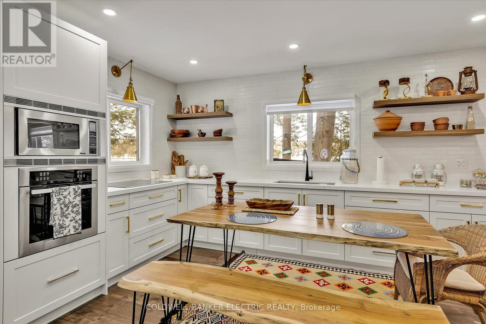 Property Photo: 1224 McCrackens Lane ON K0M 2K0