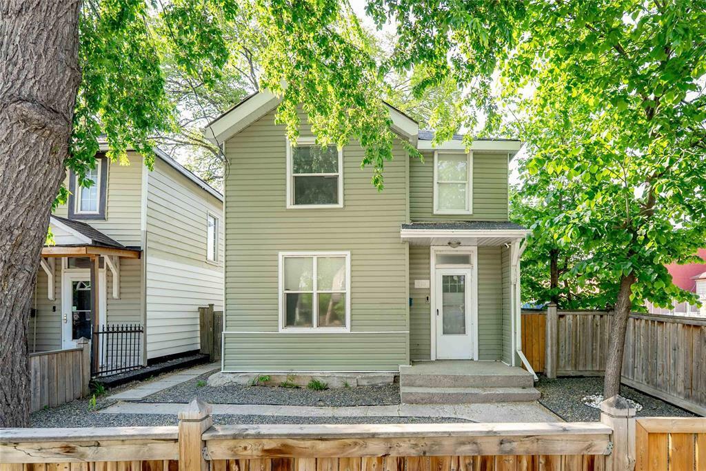 Property Photo: 260 Ellen Street MB R3A 1A7