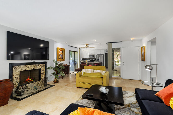 Property Photo:  46629 Arapahoe A  CA 92210 