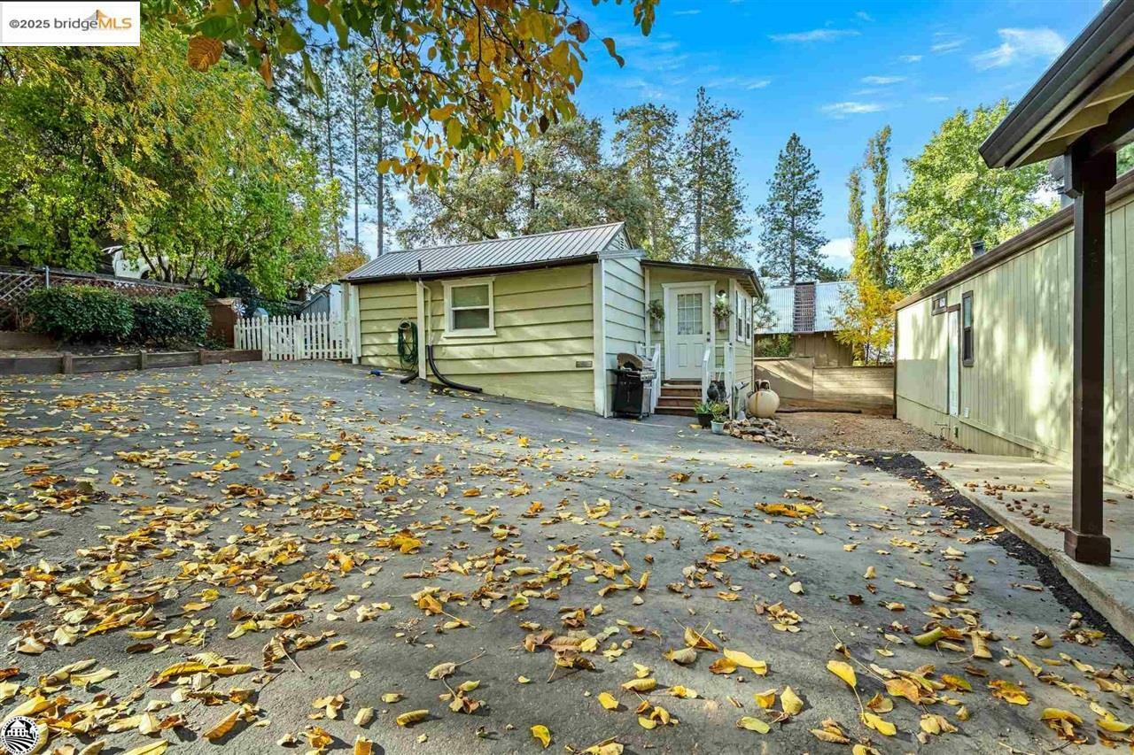Property Photo: 18763 Foote Street CA 95321