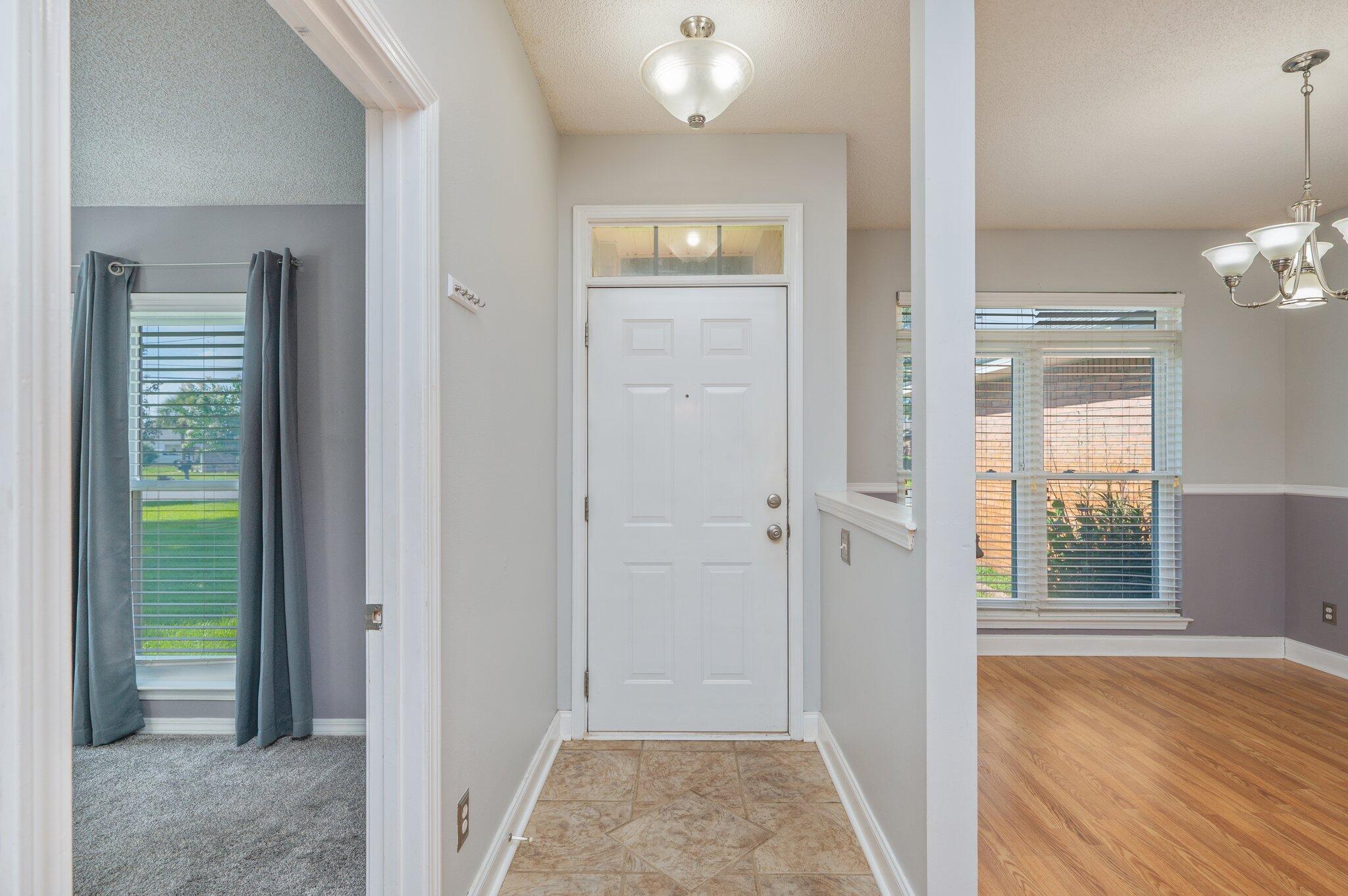 Property Photo: 8562 Vehlin Court FL 32566