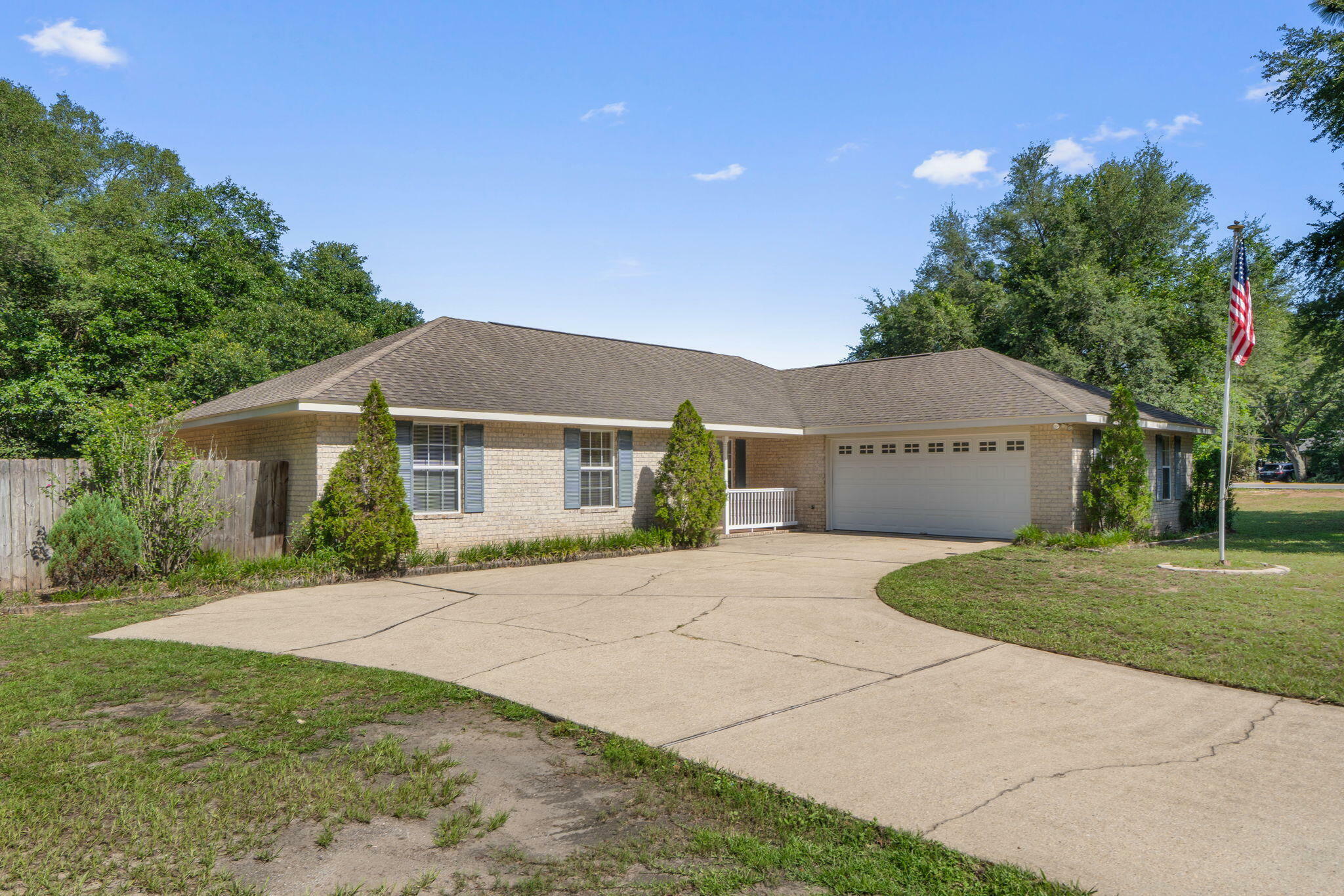 Property Photo: 6299 Anderson Lane FL 32570