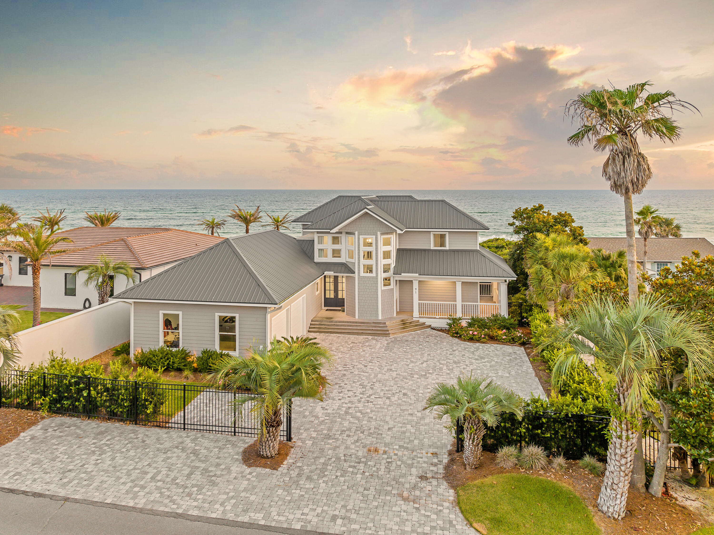 Property Photo: 91 Pelican Circle FL 32461