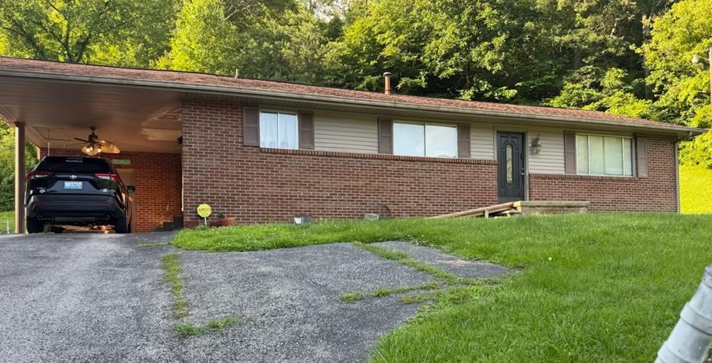 Property Photo:  1708 Ky Rt 302  KY 41265 