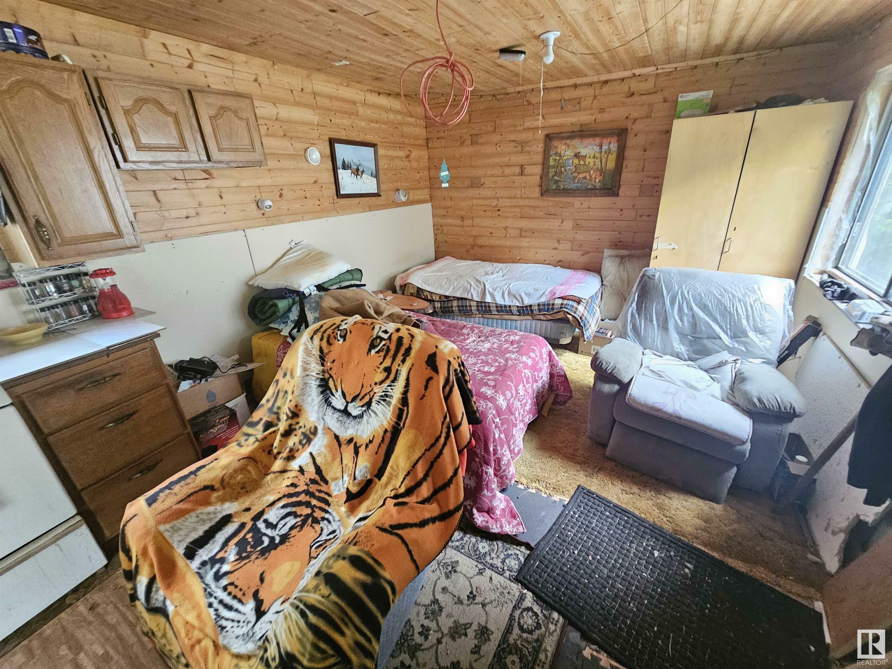 Property Photo:  5125536nwne RR 120  AB T0E 1S0 