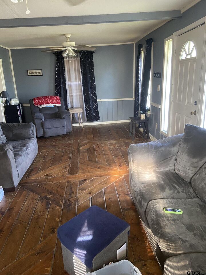 Property Photo:  1670 Shiloh St,  TX 75460 