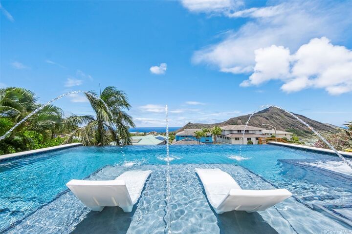 123 Waihili Place  Honolulu HI 96825 photo