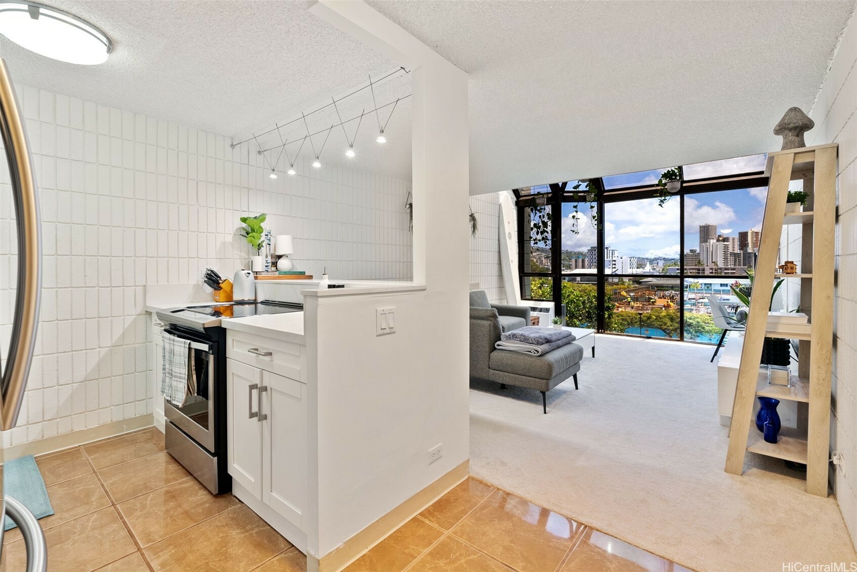 855 Makahiki Way 508  Honolulu HI 96826 photo