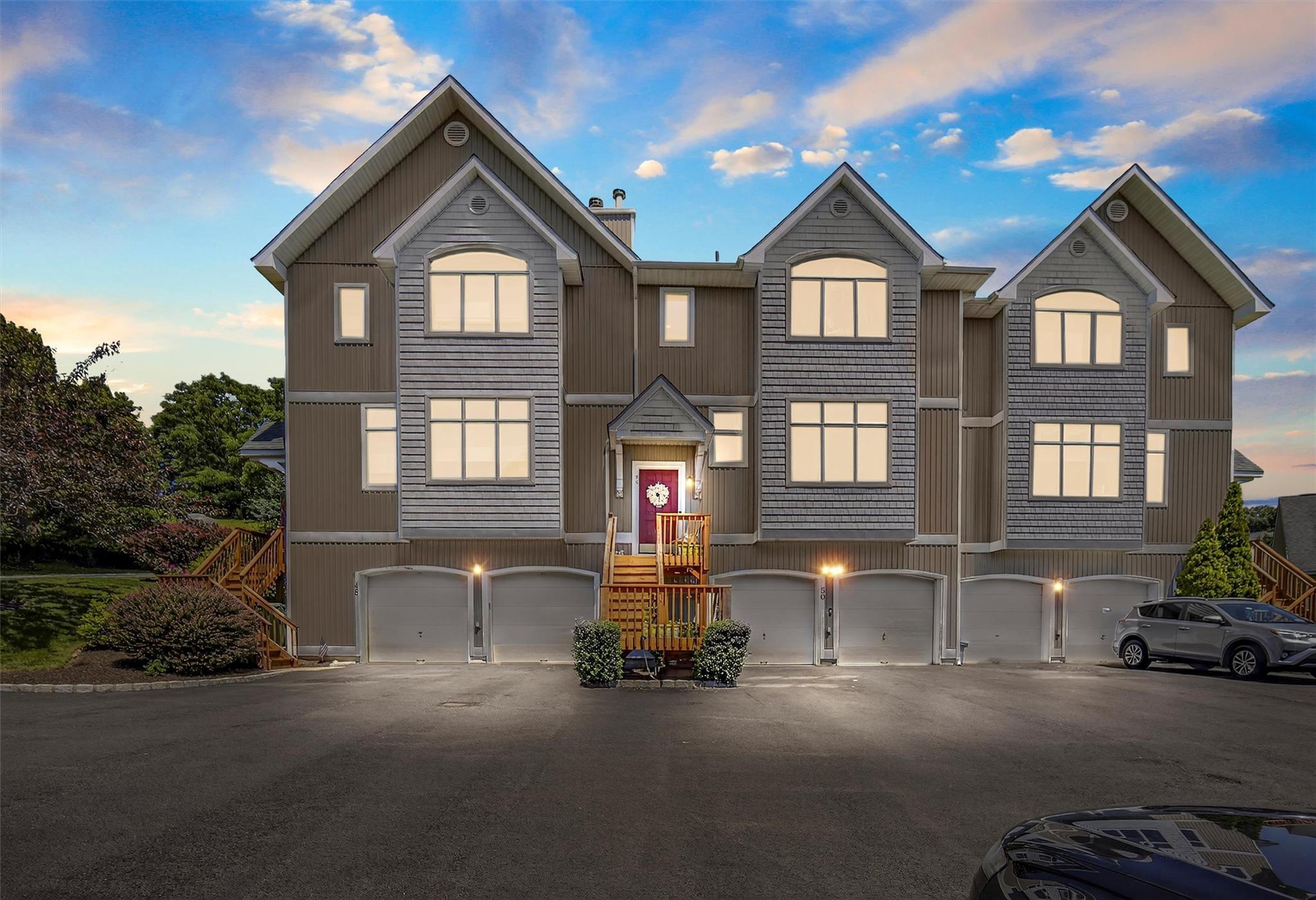 Property Photo:  50 Corbin Hill Road 13  NY 10922 