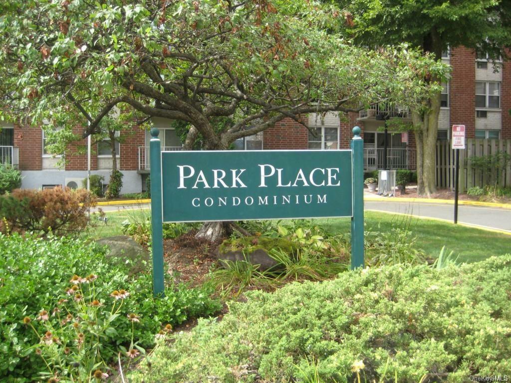 Property Photo: 35 Park Avenue 2T NY 10901