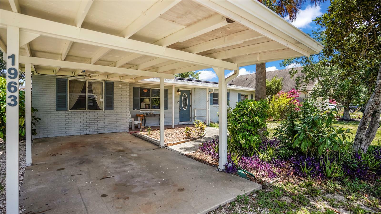 Property Photo: 1963 Forest Avenue FL 32119