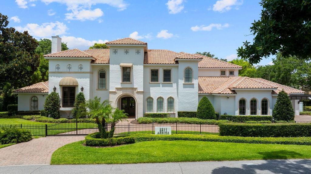 Property Photo: 2211 Azalea Place FL 32789