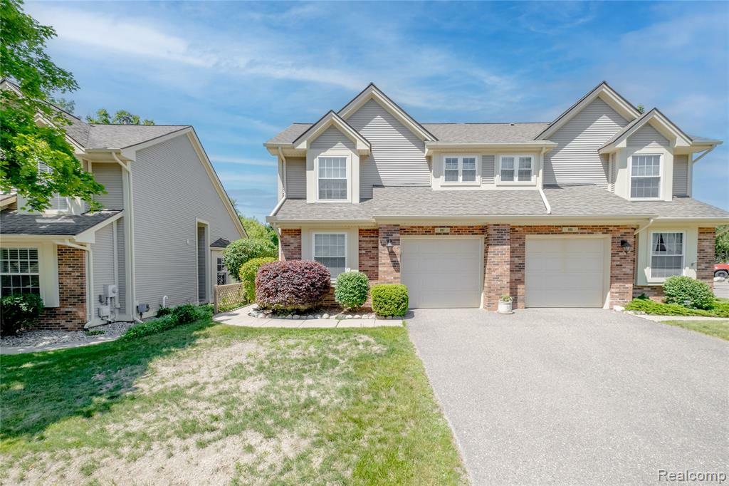Property Photo:  897 Whisperwood Trail  MI 48430 2200 