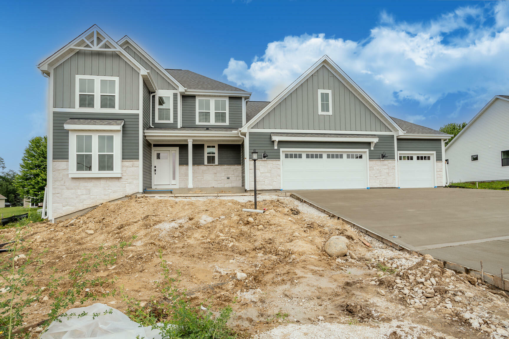 Property Photo: W193n5018 Rosemary Rdg WI 53051