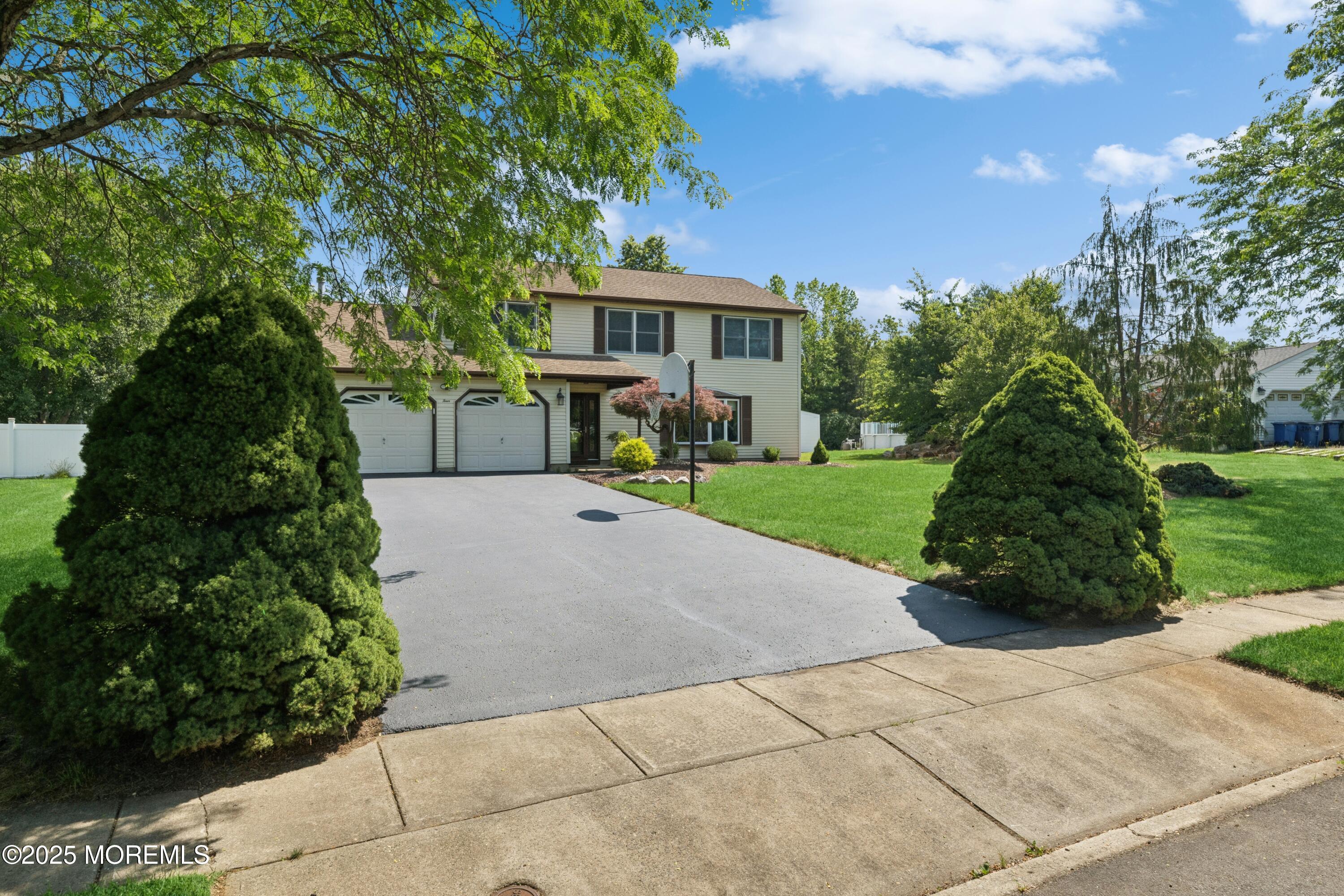 Property Photo:  4 Monterey Lane  NJ 07726 