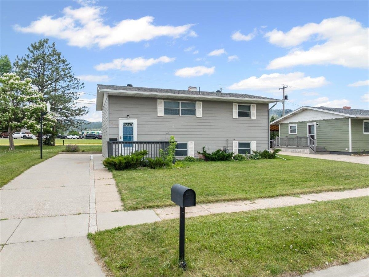 1932 Arizona Avenue  Sturgis SD 57785 photo