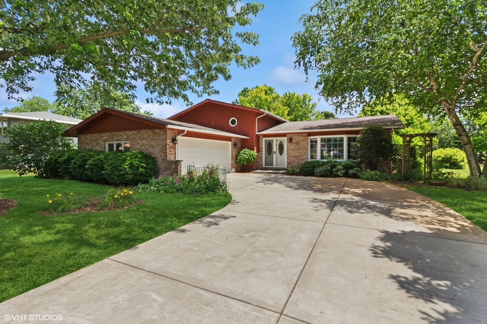 622 Parkshore Drive  Shorewood IL 60404 photo