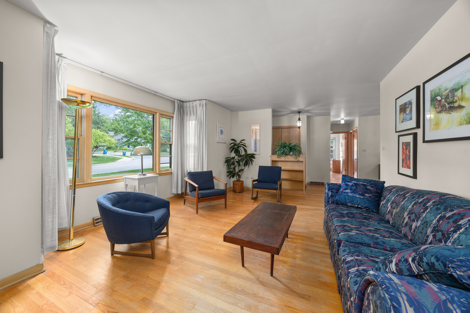 Property Photo:  450 S Cottage Hill Avenue  IL 60126 
